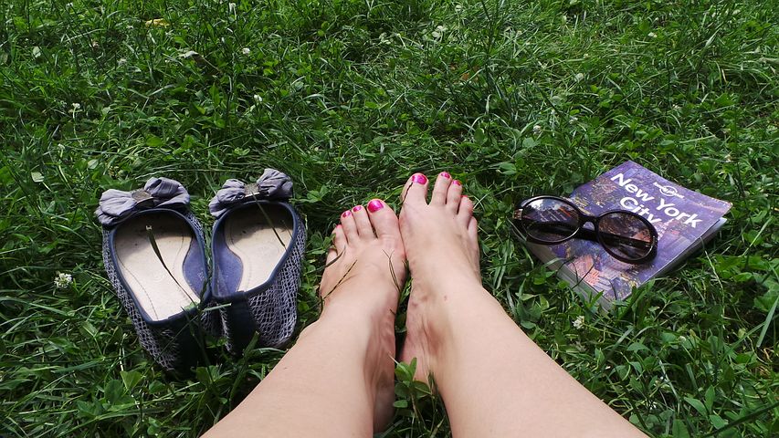 feet-341029__480